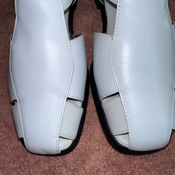 NWOT (Display Pair) Women’s Size 7 1/2M Cain Creek White Elastic Strap Sandals - Picture 7 of 9